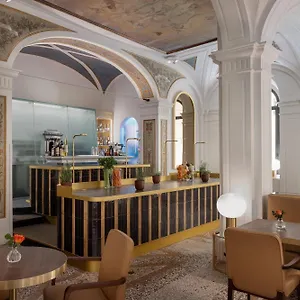Hotel Maison Piazza Di Spagna Esperienze, Rome