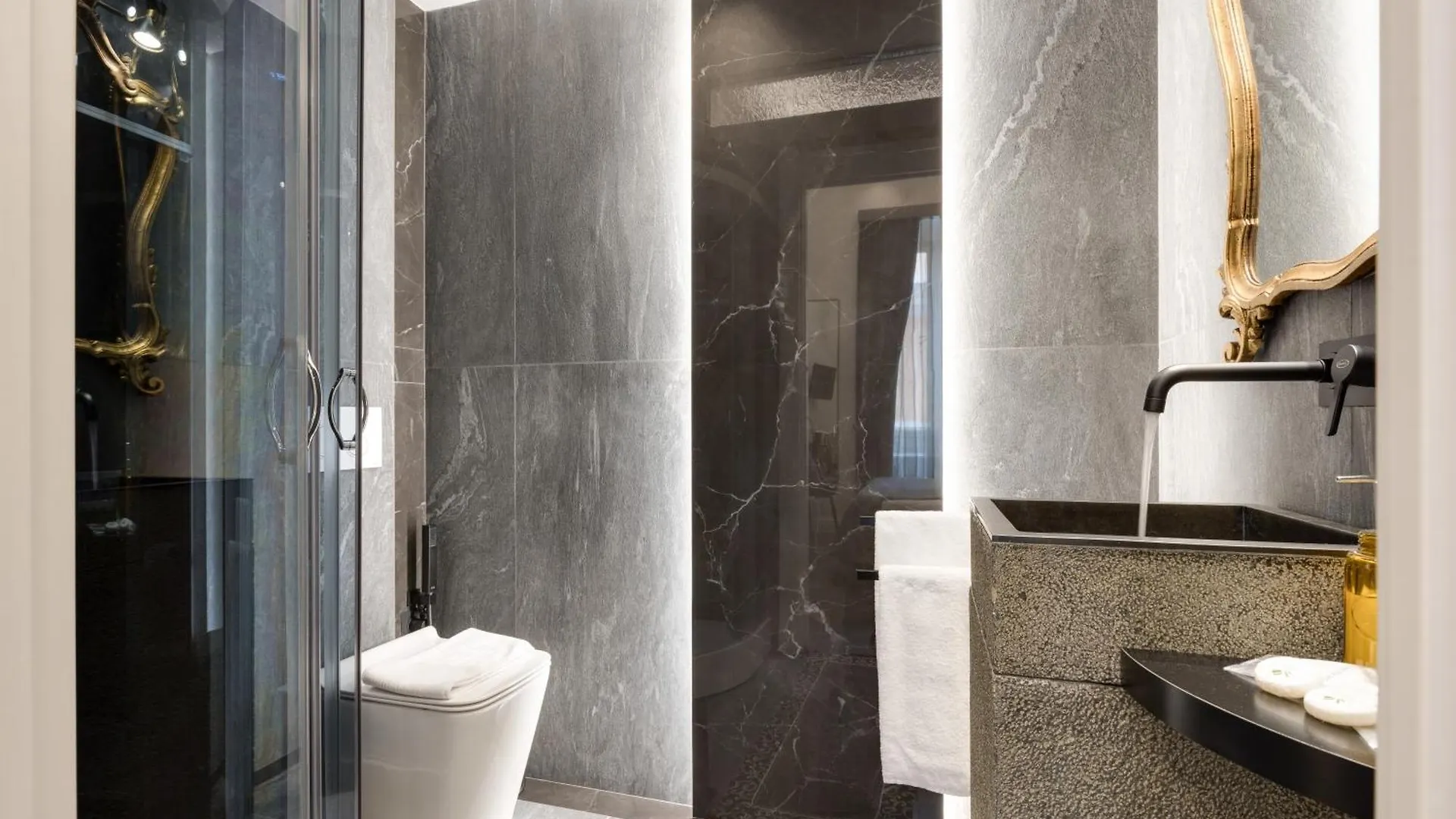 Antiqua Domus Hotel Rome Italy